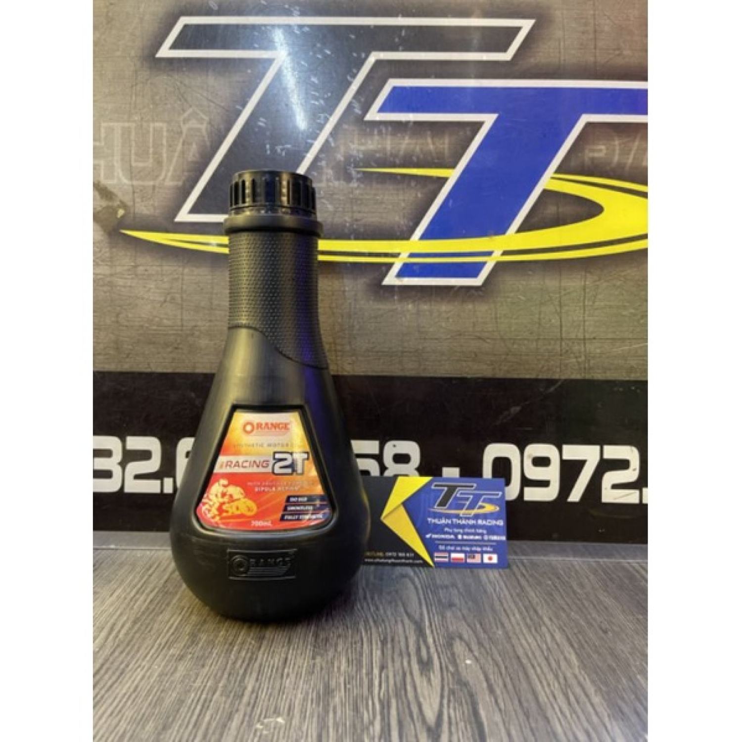 Nhớt thơm Orange 2T Racing - Chai đen