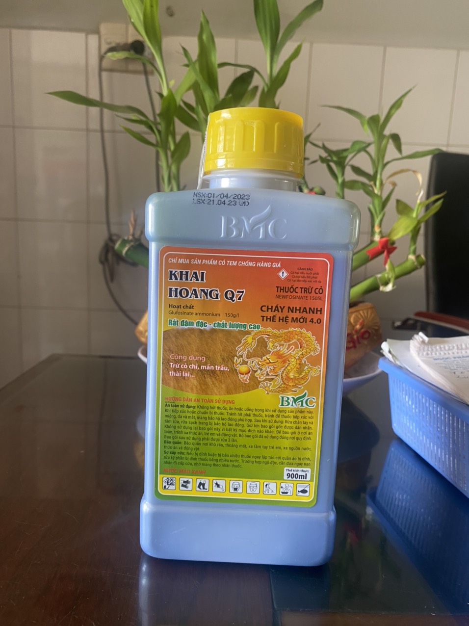 Thuốc Trừ Cỏ Khai Hoang Q7  900ml
