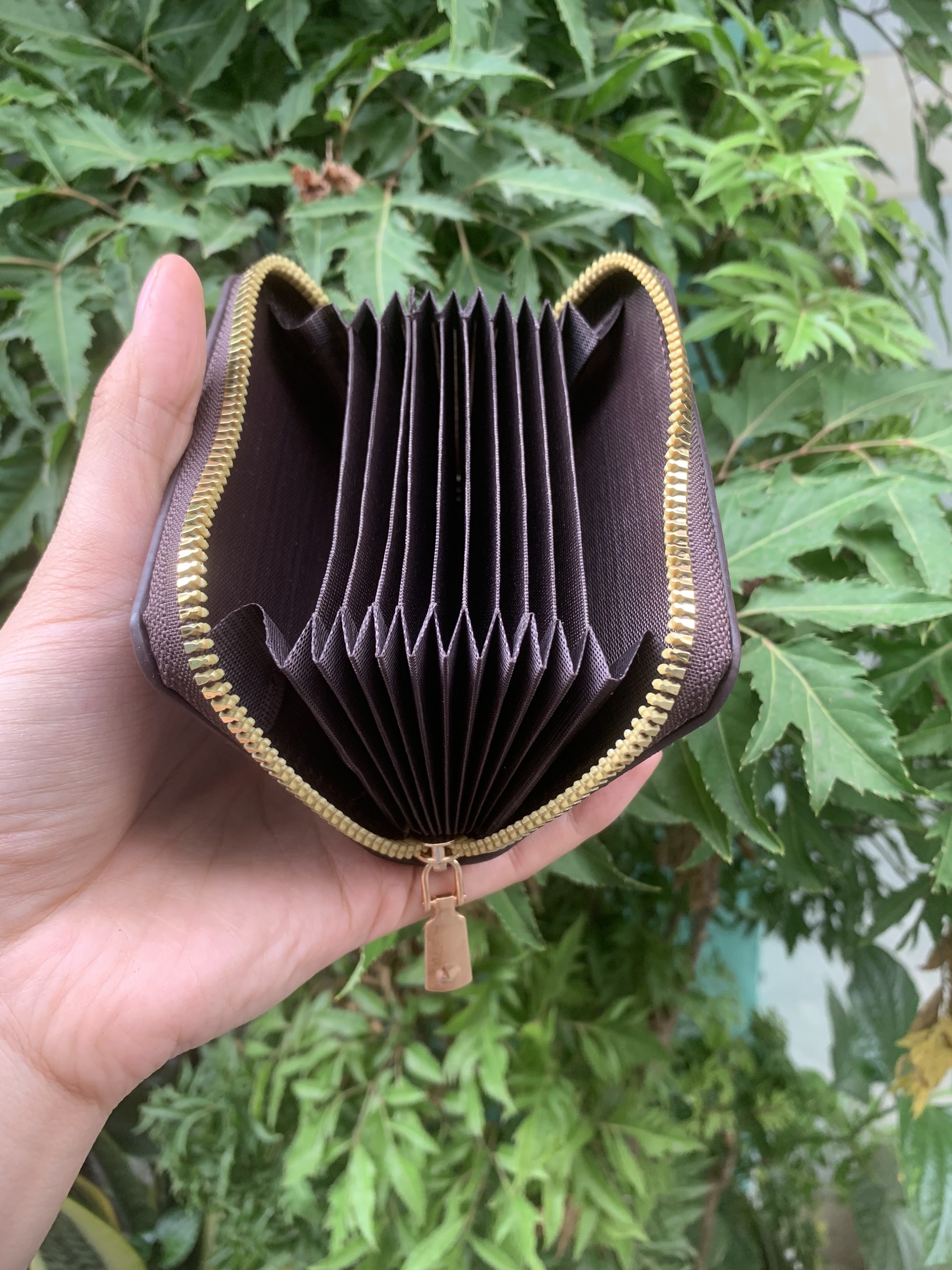 vÍ MINI XINH XẮN CHO BẠN NỮ