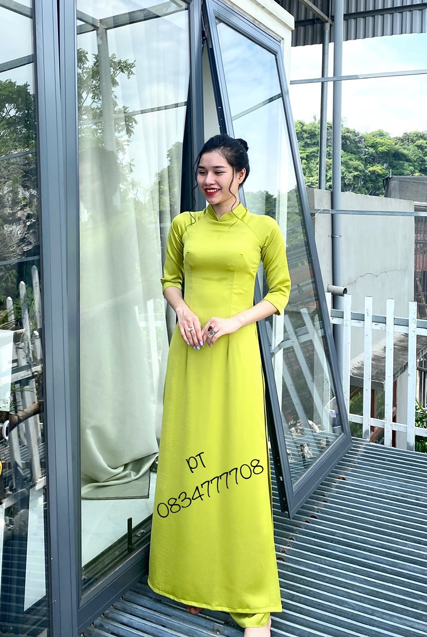 Áo dài lụa tây thi trơn cổ 2 phân cao cấp