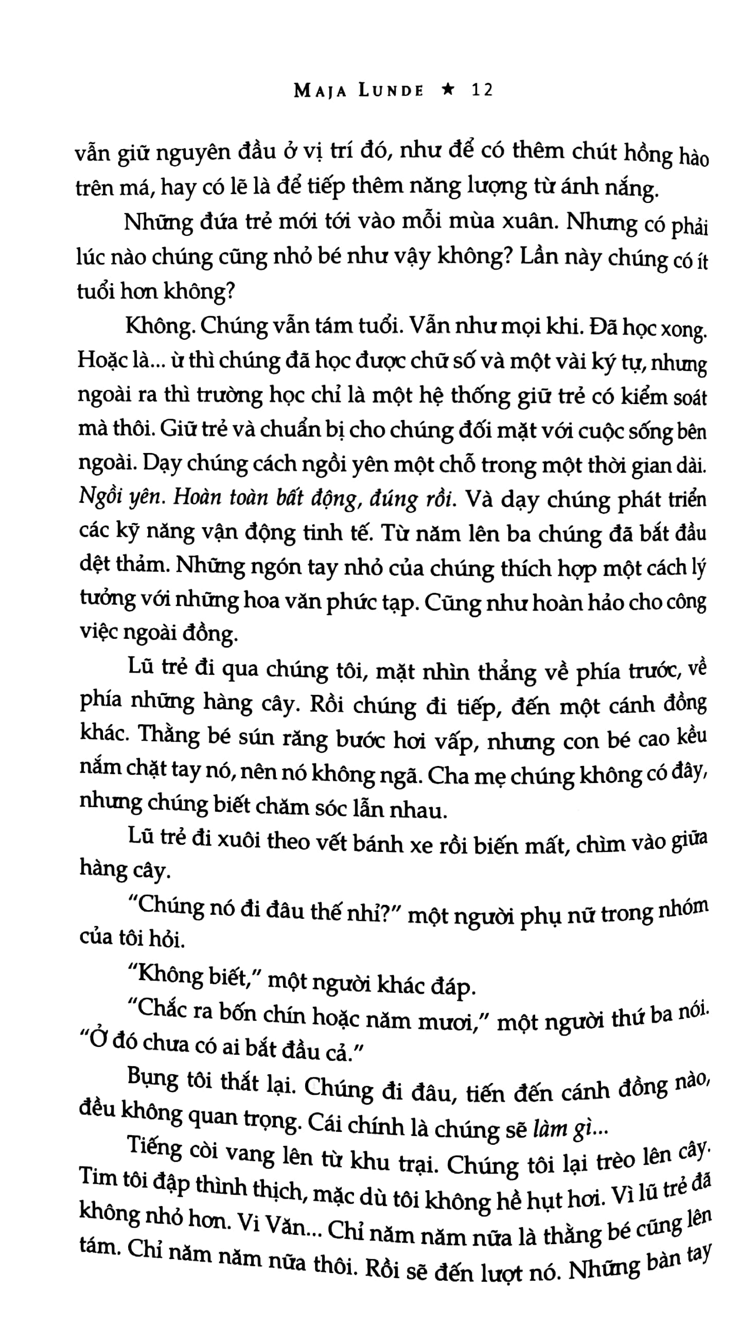 Fahasa - Lịch Sử Loài Ong