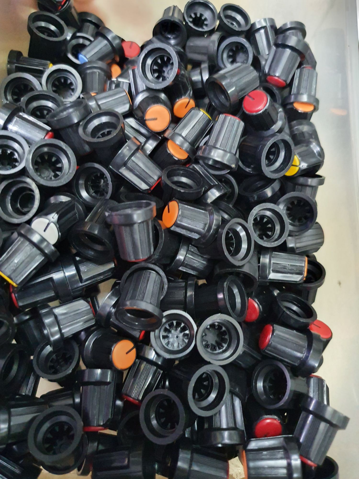 100 chiếc núm chiết áp âm ly màu xanh