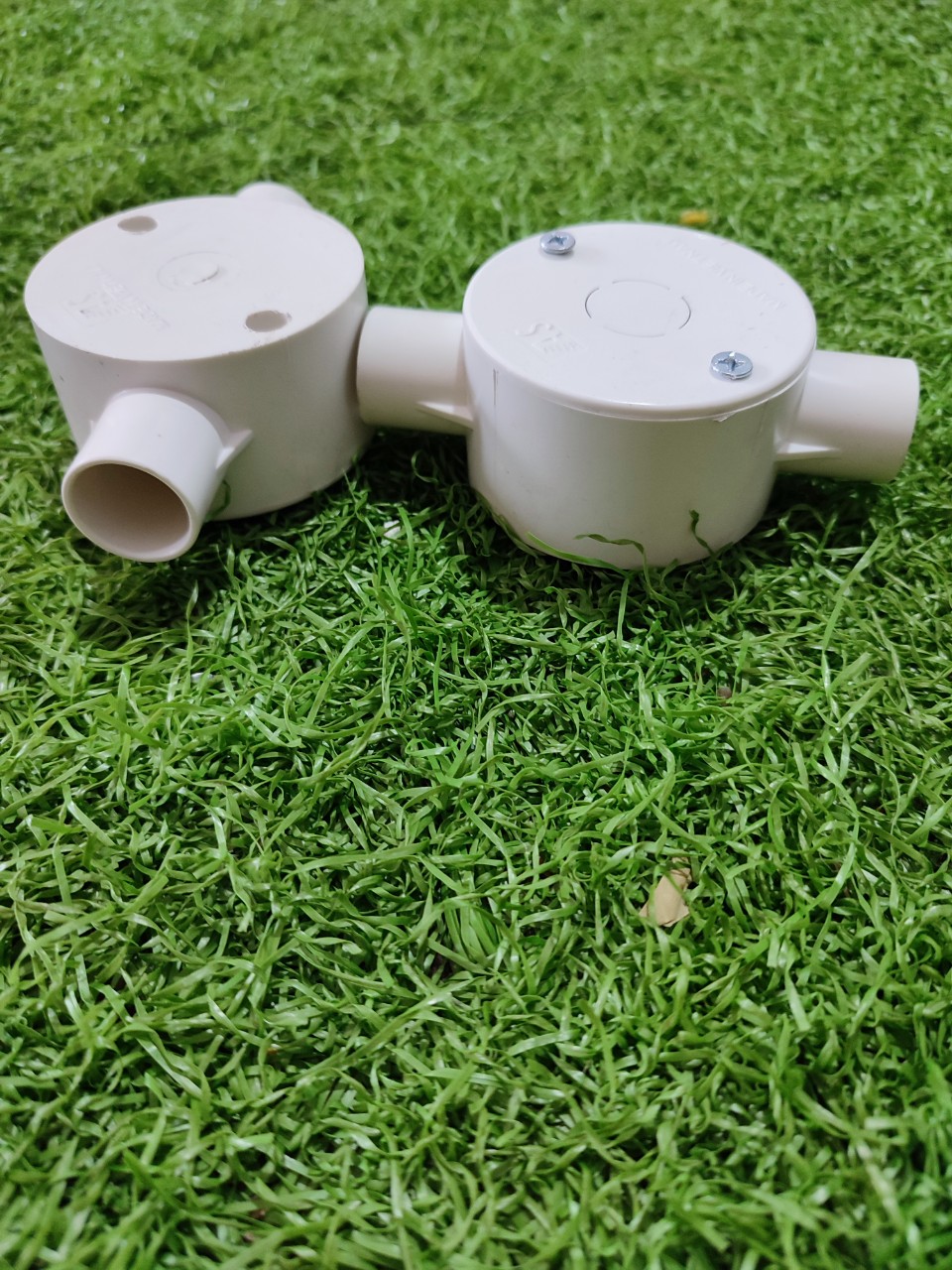 Combo 10 Cái Hộp nối dây điện box tròn chia ngã phi 20.