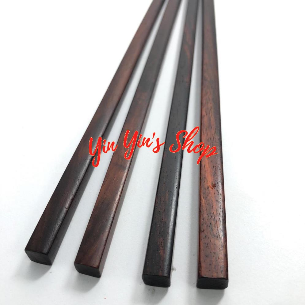 Vỉ 10 Đôi Đũa Gỗ Sumo Màu Nâu Đen Dài 24Cm