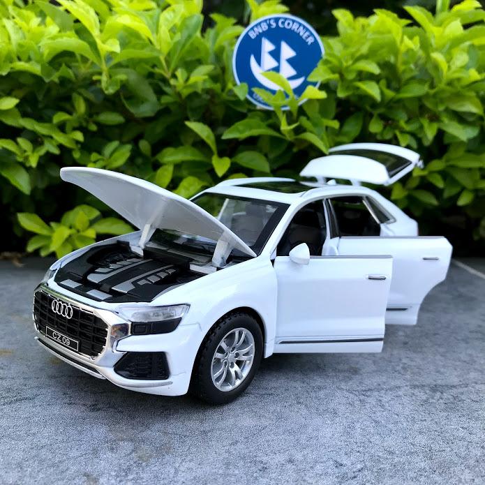 [Bnb's Corner] Audi Q8 Model Car, Scale 1:32, Full Box