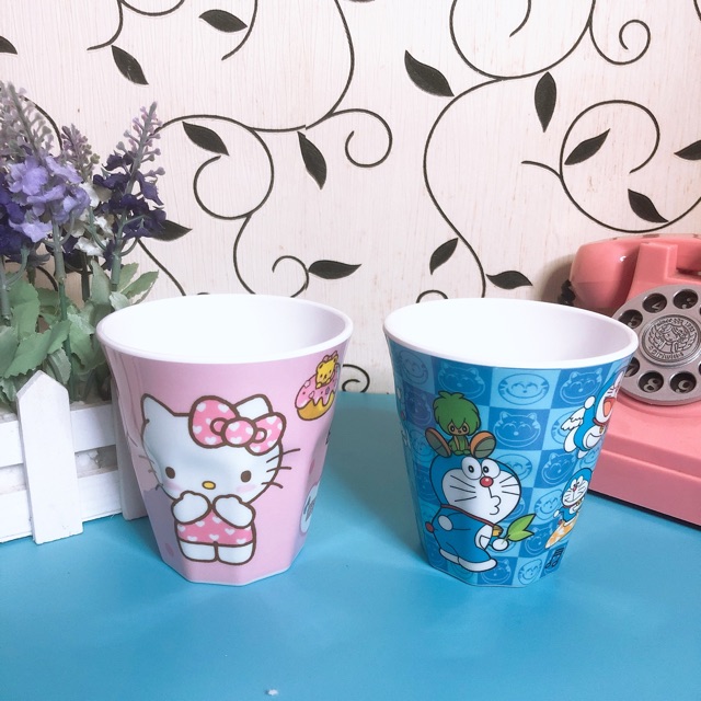 Ly 9 Góc Hellokitty Doreamon