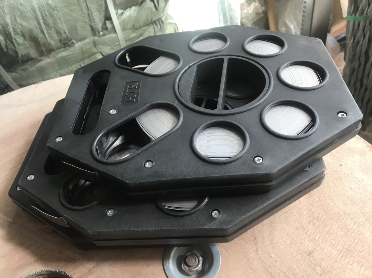 Hộp + dây đai inox 50m/cuộn
