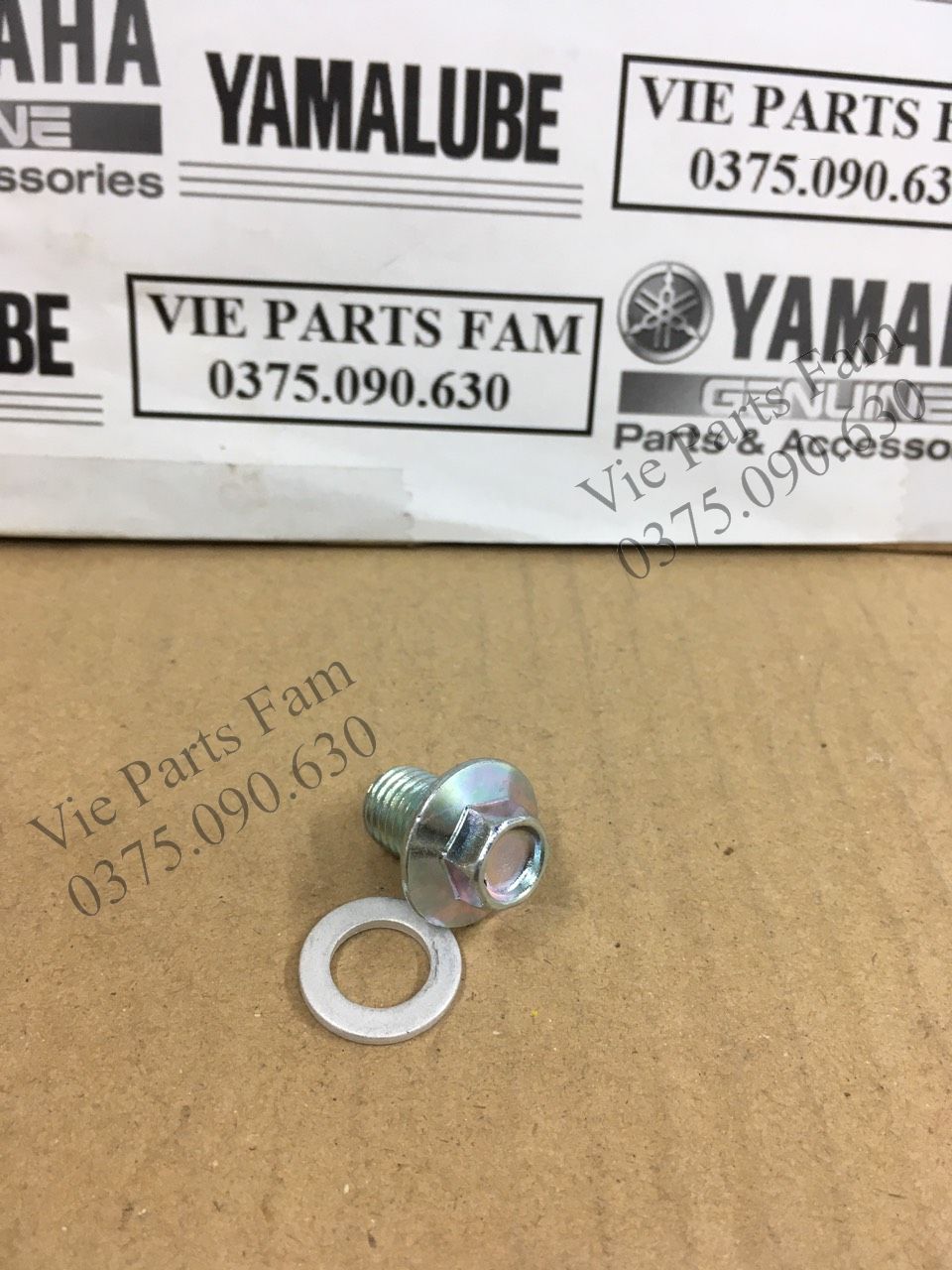 Ốc xả nhớt Yamaha