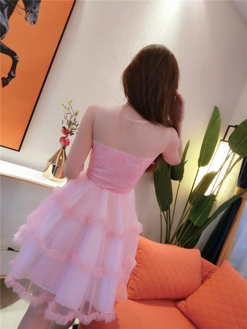 Đầm công chua không tay nơ eo xòe phồng