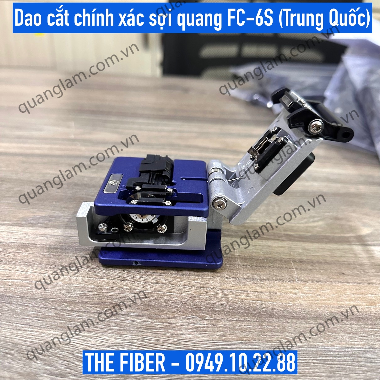 Fiber Optic Cleaver Tool