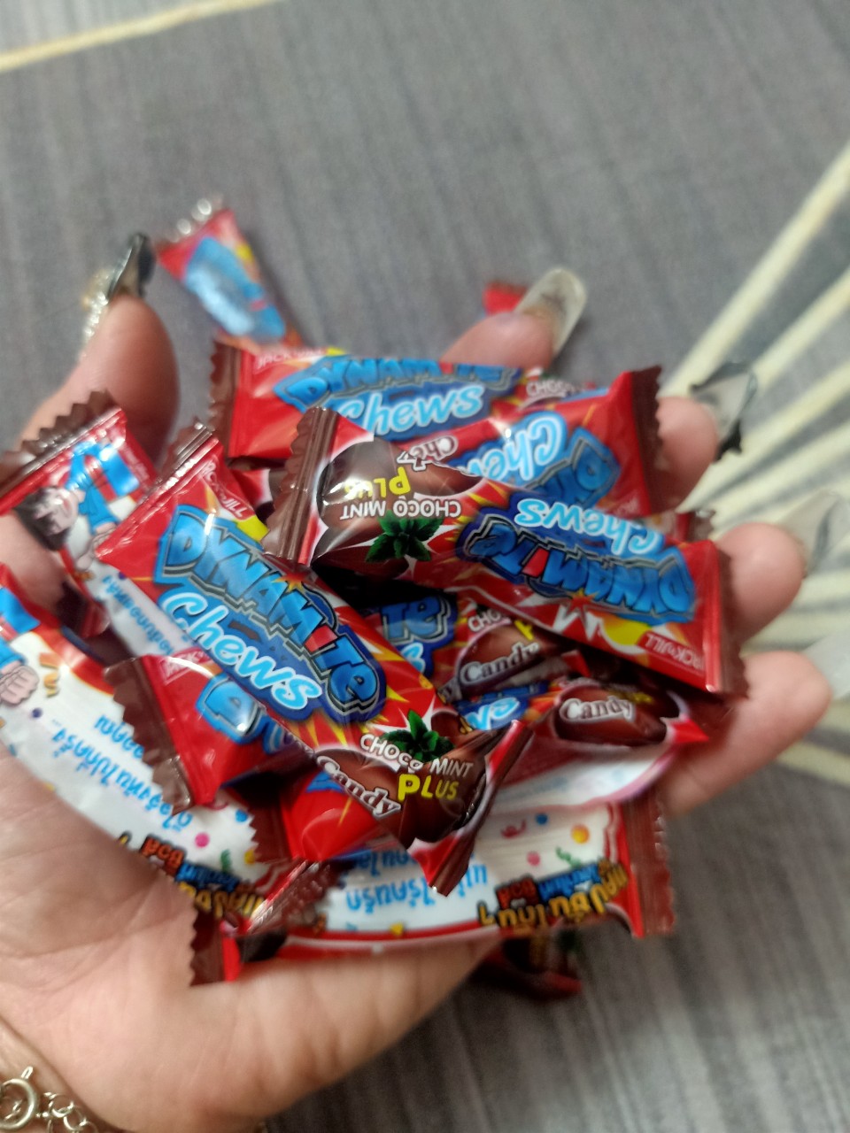 Kẹo 3 viên Dynamite Thái Lan gói 125g