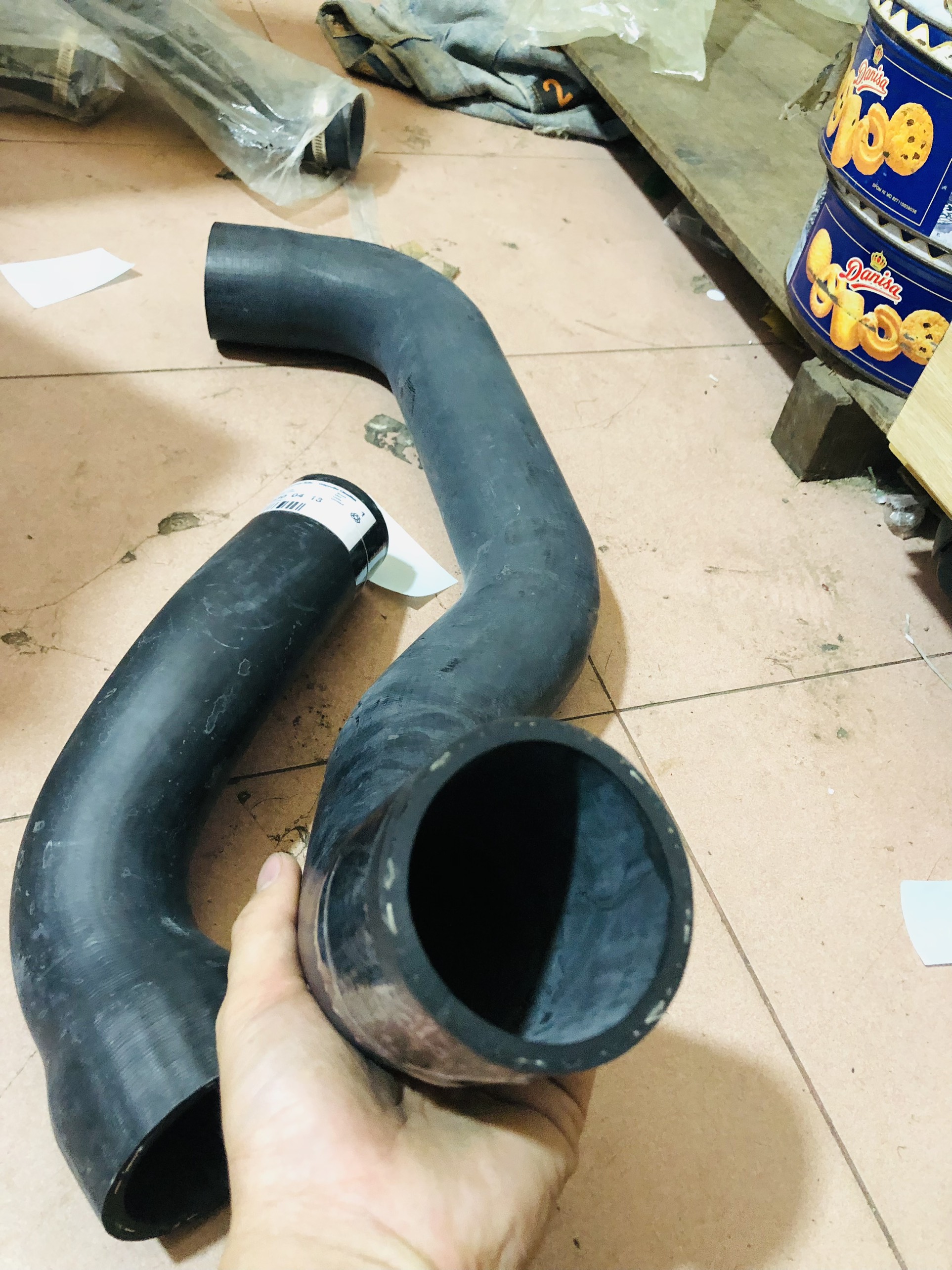 ỐNG TURBO MERCEDES SPRINTER 16 CHỔ