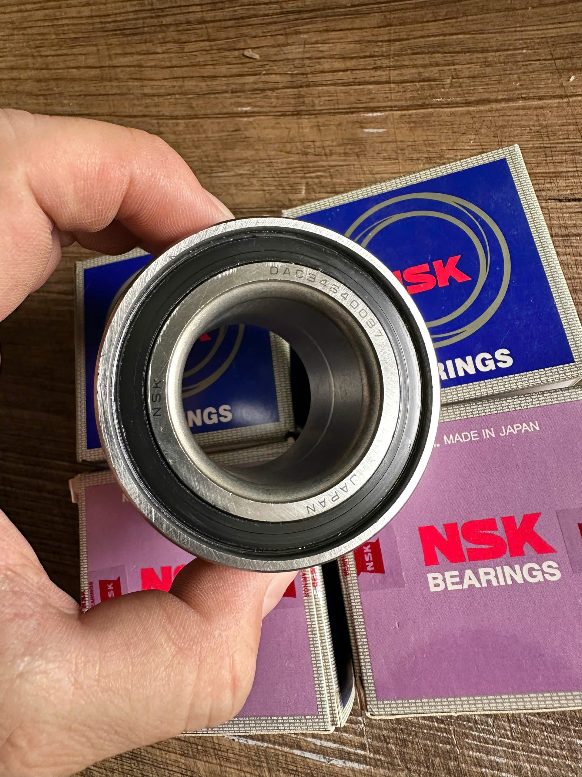Bạc Đạn Bánh Trước Daewoo Lanos,Gentra,Aveo,Spark (Không ABS) NSK JAPAN