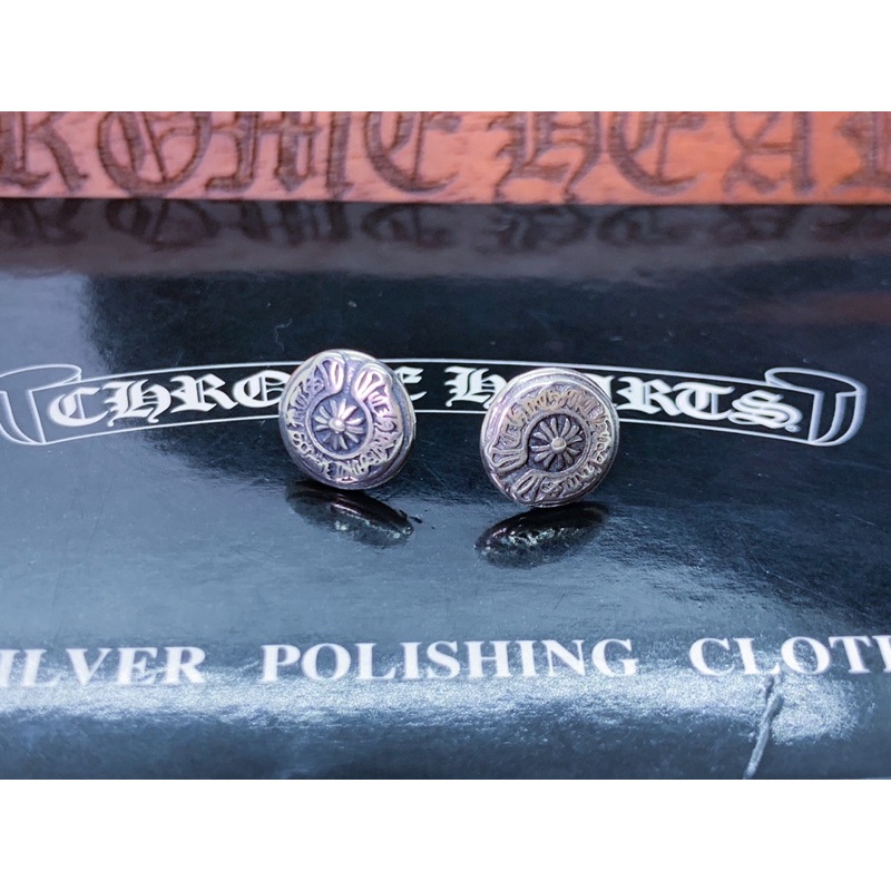 [Ảnh Thật] Bông tai Chrome Heart Logo bạc 925 cao cấp fullbox.