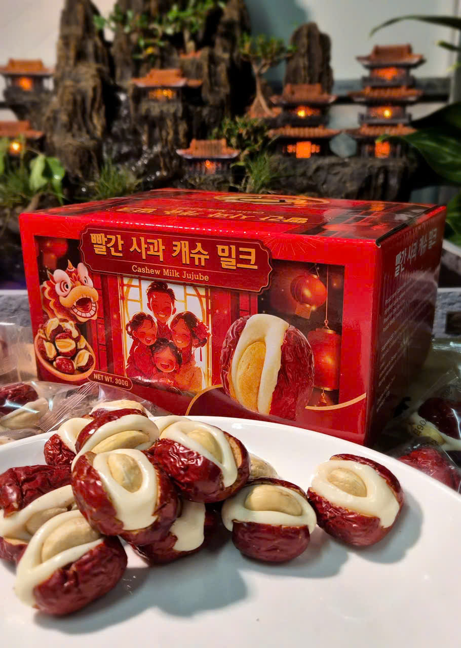 Xinjiang Red Apple Camel Milk Cashew Nut Box 300g