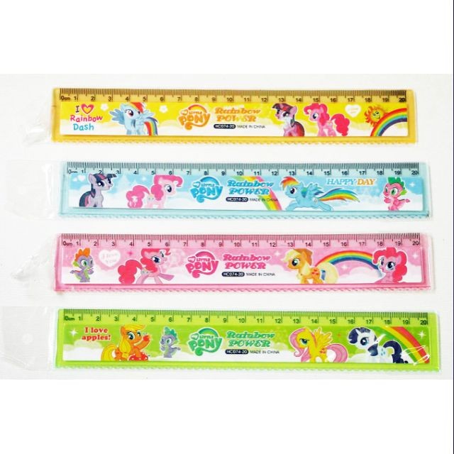1 Cây Thước Kẻ Hình 15-18-20cm