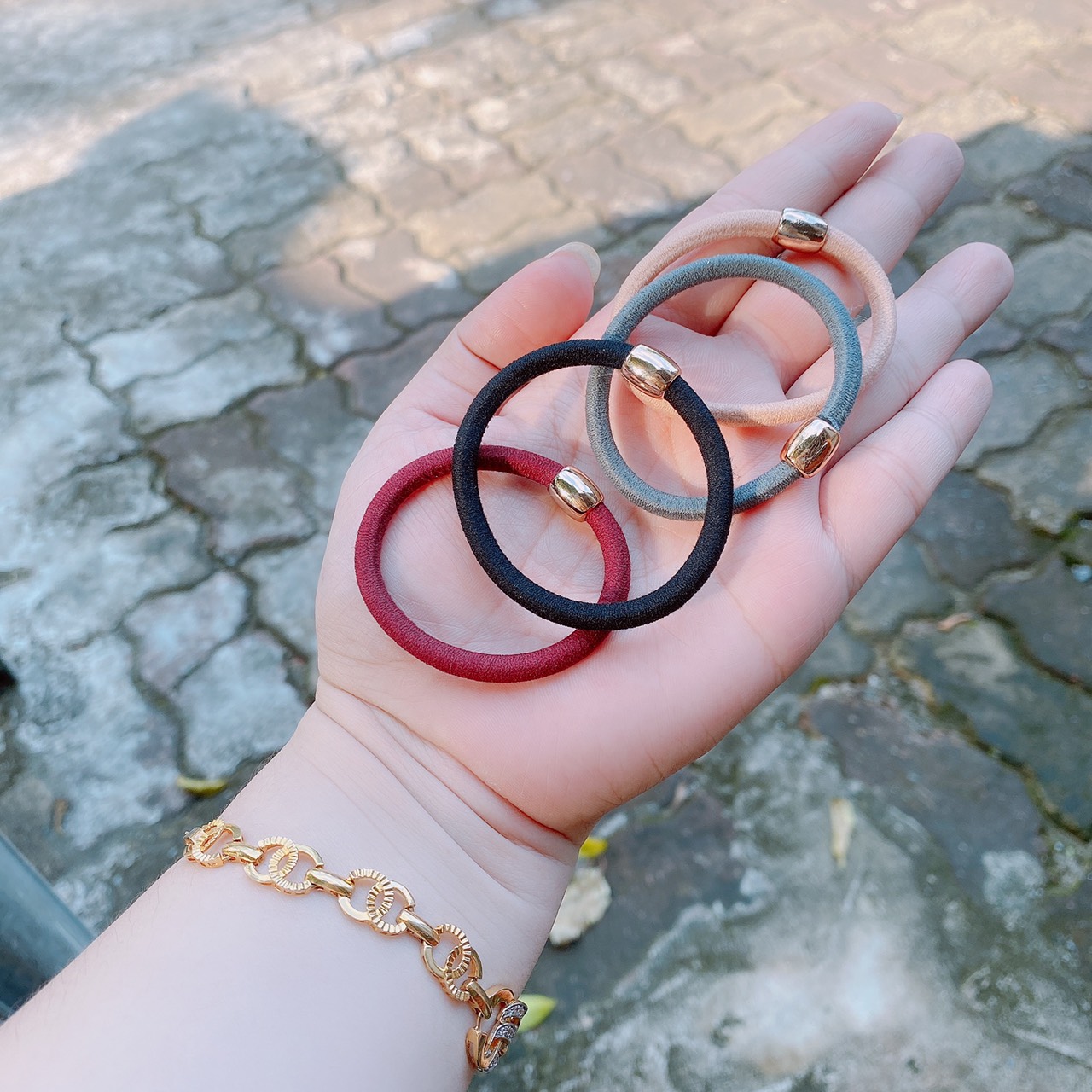| tri ân | chun buộc tóc nữ nhiều màu sắc gửi ngẫu nhiên không chọn màu - qt02