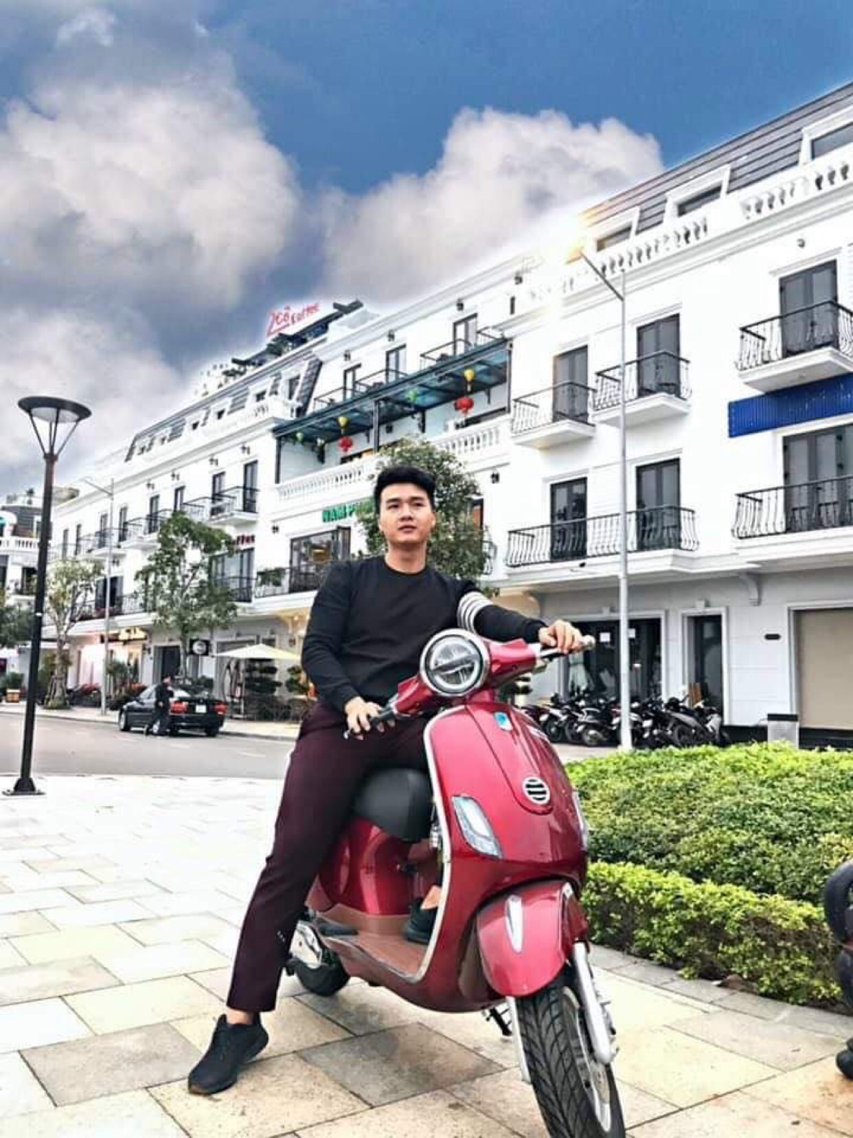 Xe máy điện Vespa