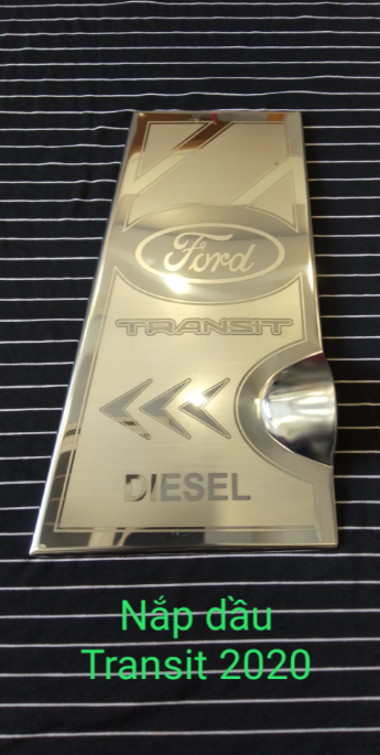 Ốp INOX nắp bình xăng FORD Transit 2015