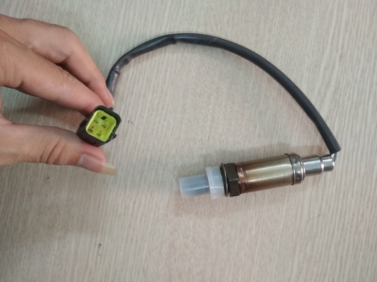 Cảm biến khí xả (Oxy) Dongben 870