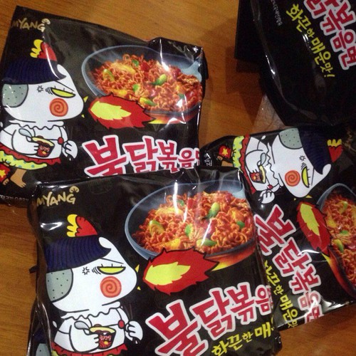 Mì cay samyang hàn quốc- ăn vặt-siêu ngon