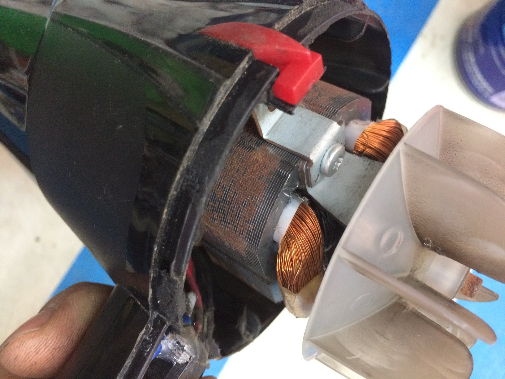 Cánh quạt motor máy sấy tóc  2000 W