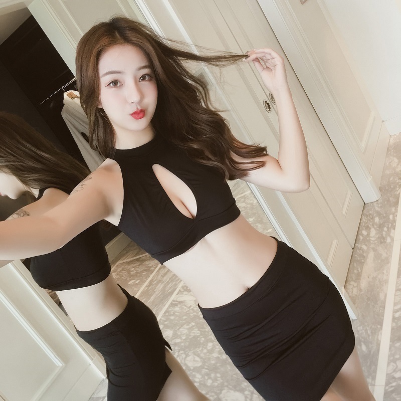 [HCM]Bộ đồ ngủ cosplay sexy thư ký hở nửa ngực không tay