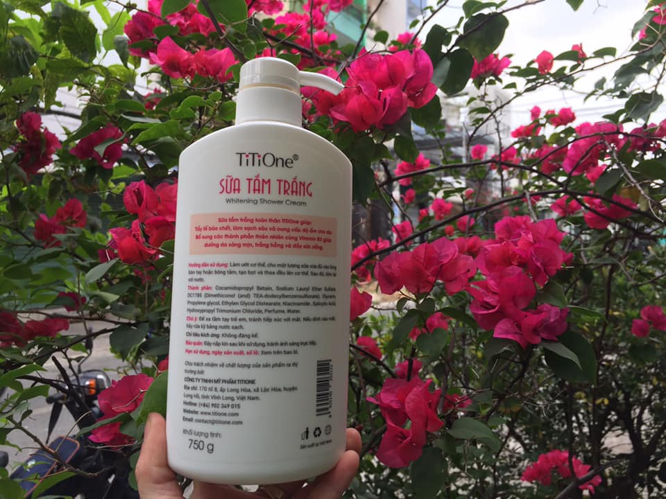 Sữa tắm trắng da TiTiOne 750 gram