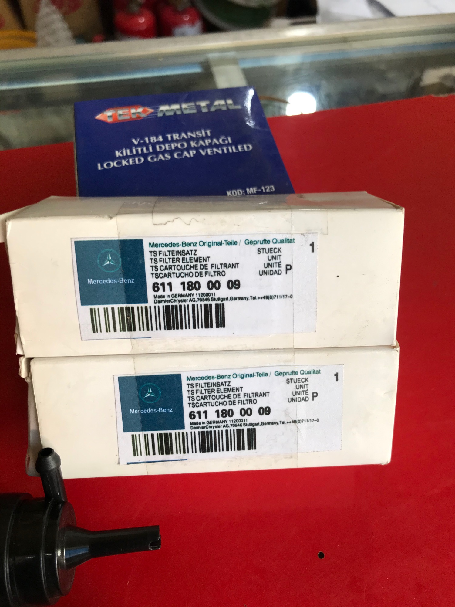 [HCM]Motor bơm xịt nước kính Mercedes Benz Sprinter