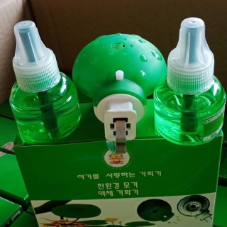 Bộ Đèn và 2 Tinh Dầu Đuổi Muỗi Đuổi Kiến Không Mùi Hàn Quốc thumbnail