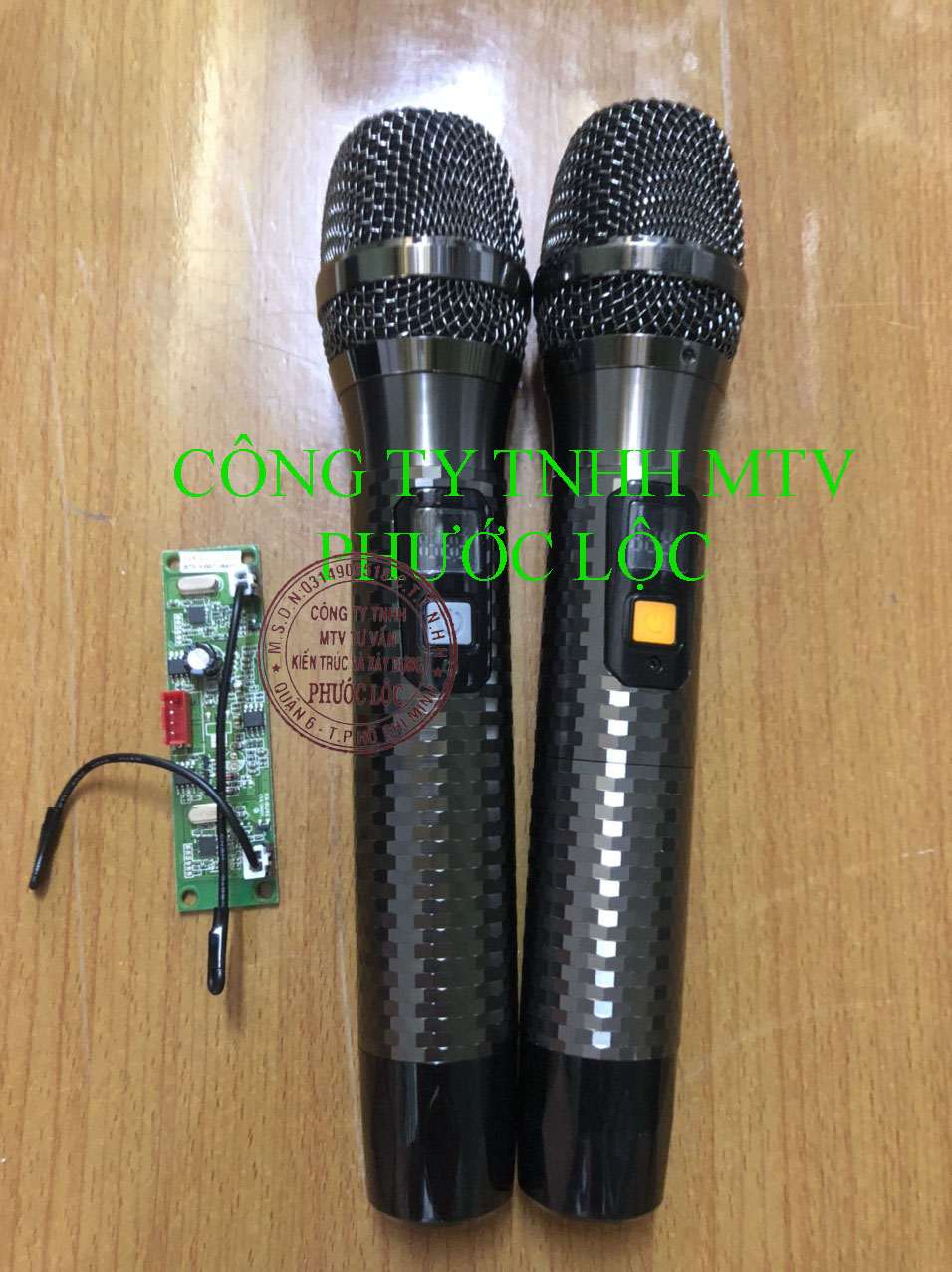 MICRO KHÔNG DÂY CHO LOA KÉO VÀ AMPLY M15