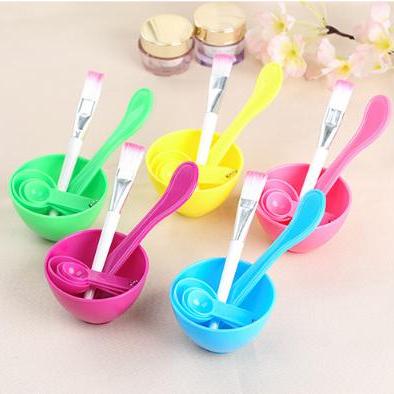 Dụng Cụ Bát Trộn Mặt Nạ ( Màu ngẫu nhiên )