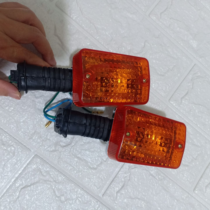 [ 1 ĐÔI ] Cặp xi nhan xe máy CUB 82 - xi nhan sau xe máy