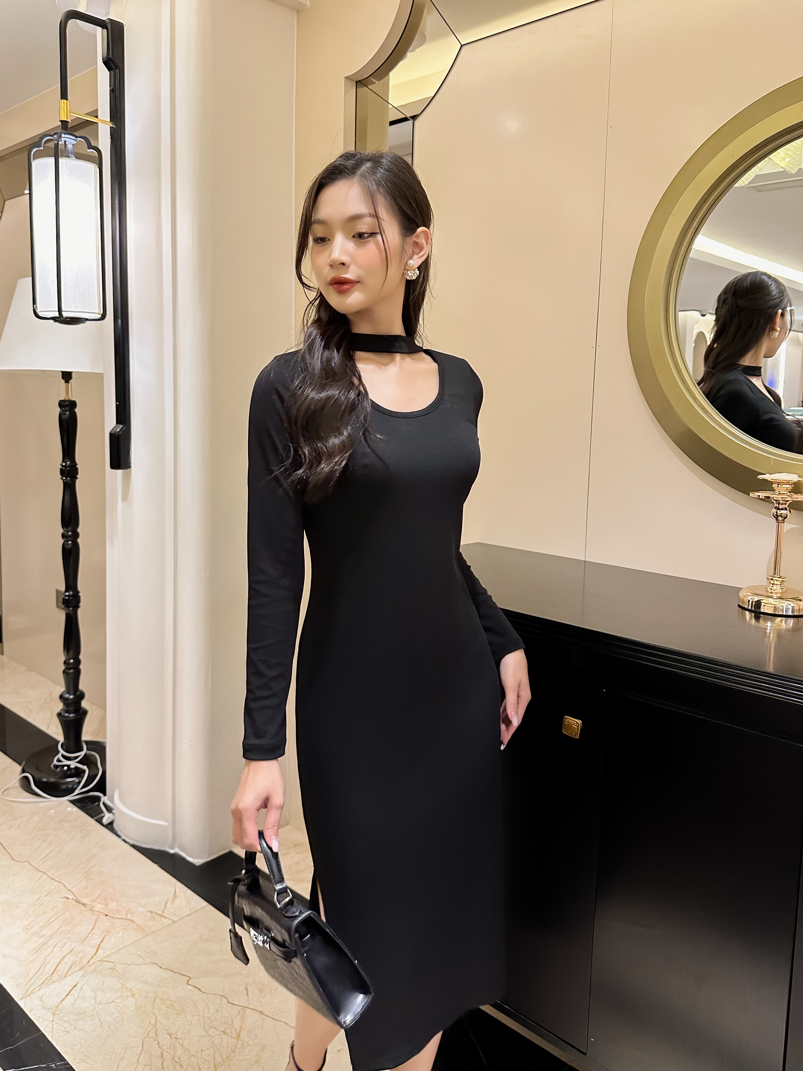 Maiimer - Váy thun tăm cổ choker xẻ dài (Đen)