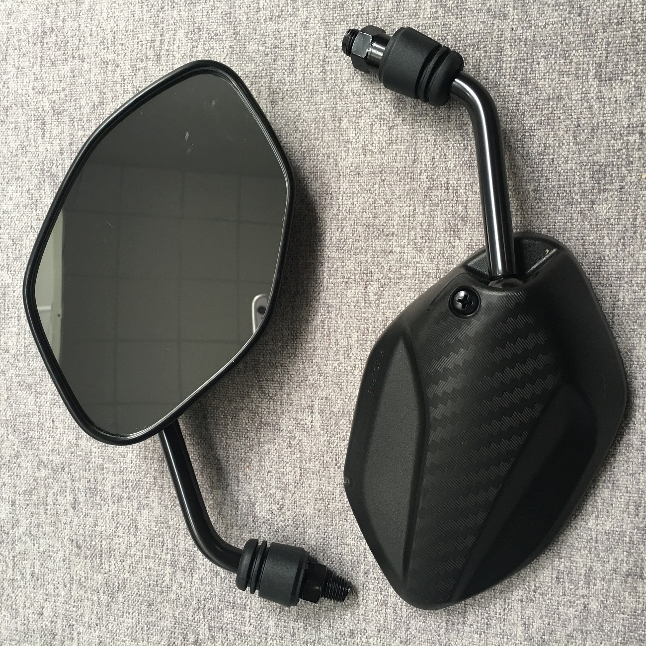 [PHỤ KIỆN TRANG TRÍ 1 CẶP] GƯƠNG CHIẾU HẬU,KÍNH CHIẾU HẬU KIỂU CHIẾC LÁ TRANG TRÍ XE MÁY NGỘ NGHĨNH (MÀU ĐEN)