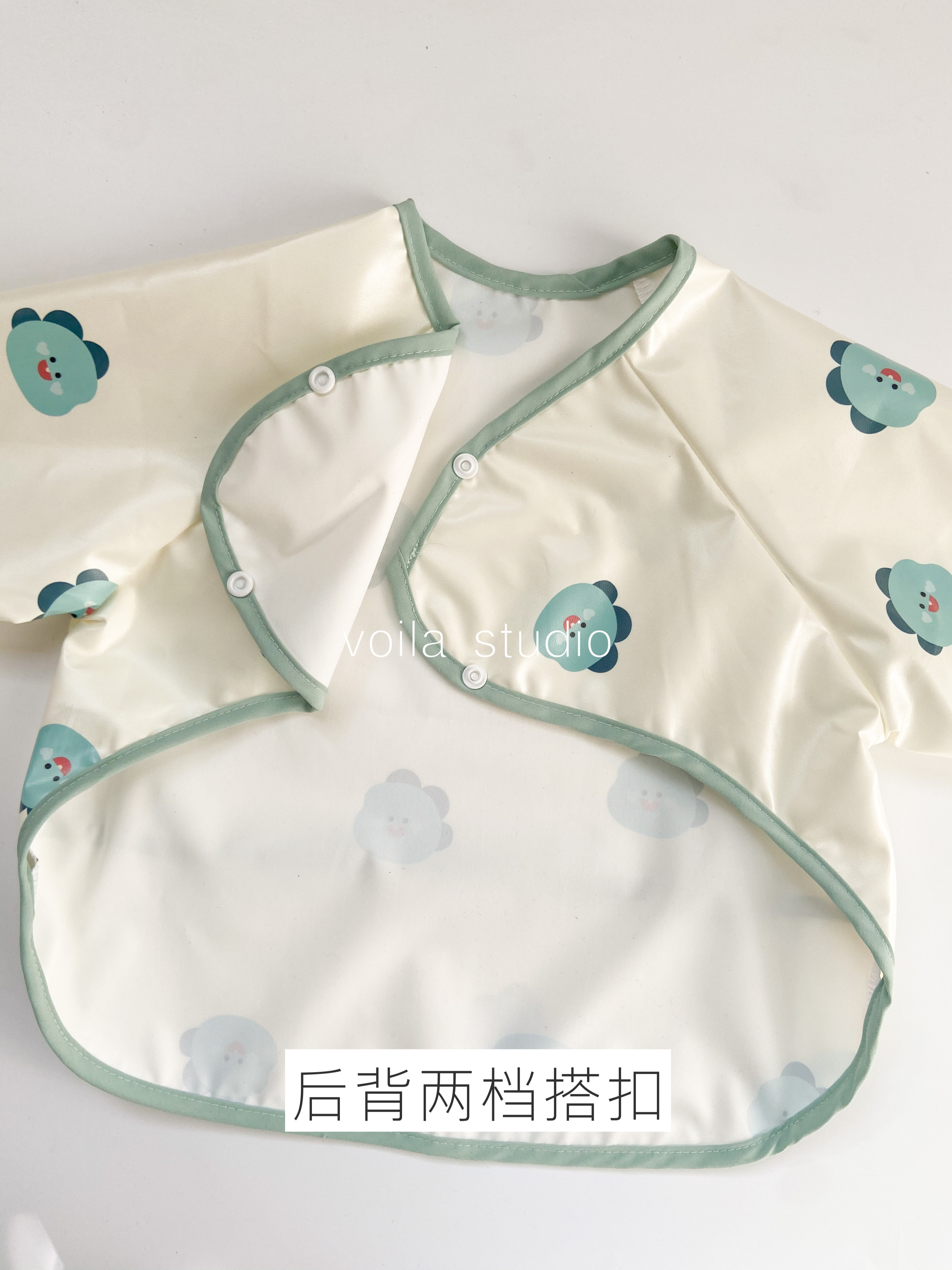 Áo yếm ăn dặm chống thấm cho bé