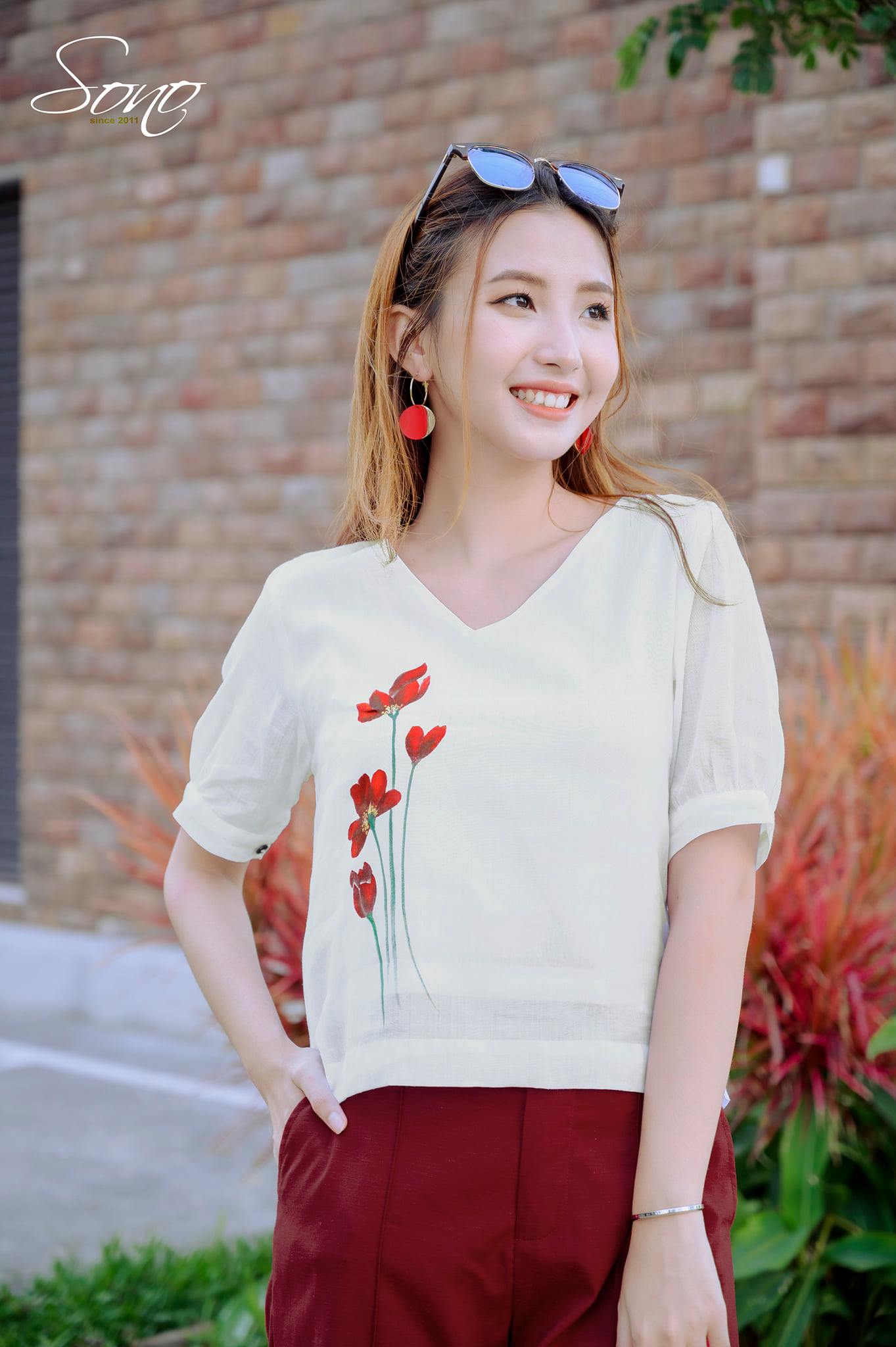 Áo linen tơ vẽ hoa