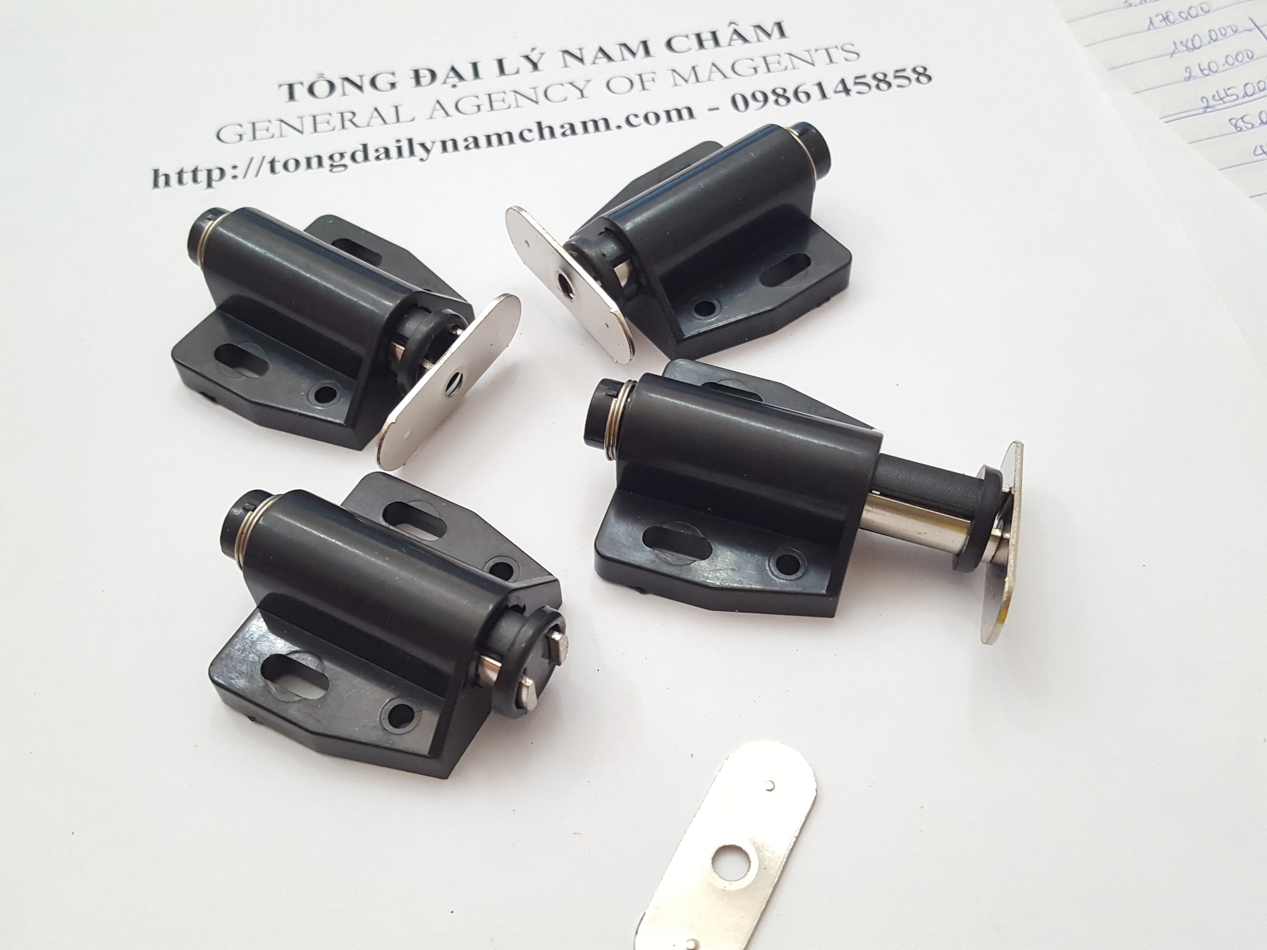 5 cái Chốt bấm mở nam châm/ Hít cửa đen