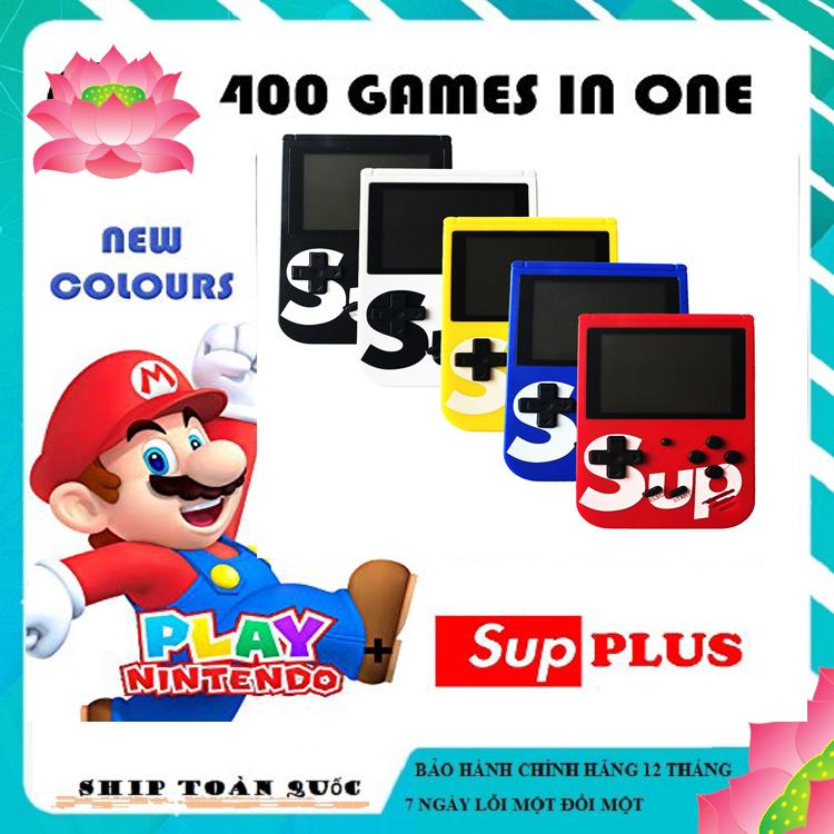 >> BÁO GIÁ MÁY CHƠI GAME CẦM TAY MINI RETRO FC 400 GAME | Shopee Lazada Sendo Tiki mới nhất 79 Máy Chơi Game Sup 400 in 1, Máy Game Cầm Tay, Máy Chơi Game Cầm Tay Mini G1 Plus, Máy chơi Game 4 nút cầm tay (màu ngẫu nhiên)