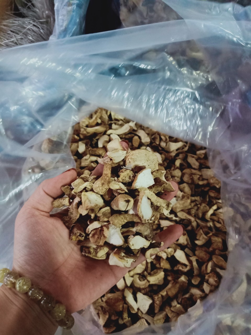 (500G) CHÂN NẤM HƯƠNG KHÔ