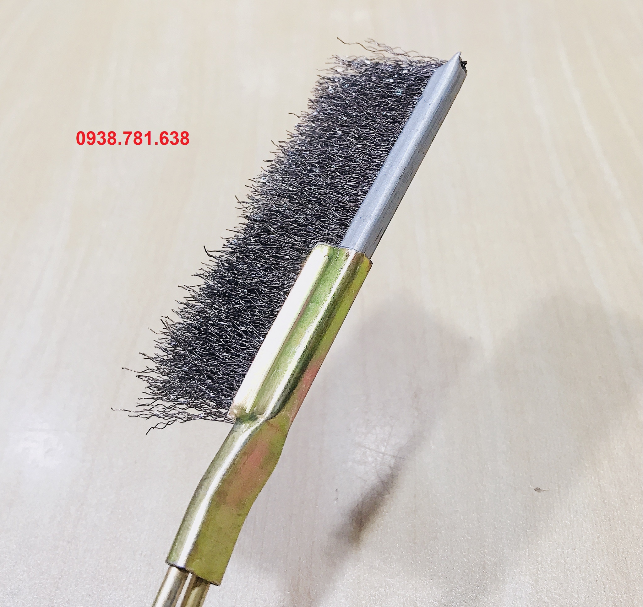 Bàn Chải Cán Sắt Đầu Thẳng Sợi Thép