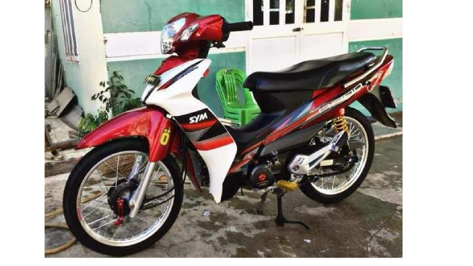 tem rời elegant nano đỏ đen xe trắng