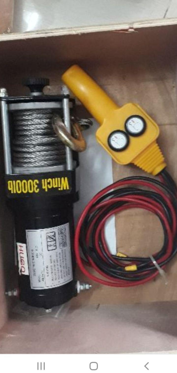 tời điện 12V ắc quy