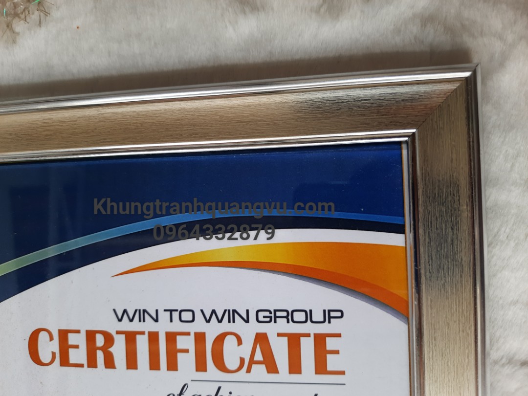 khung bằng khen A4(21*30)cm MICA