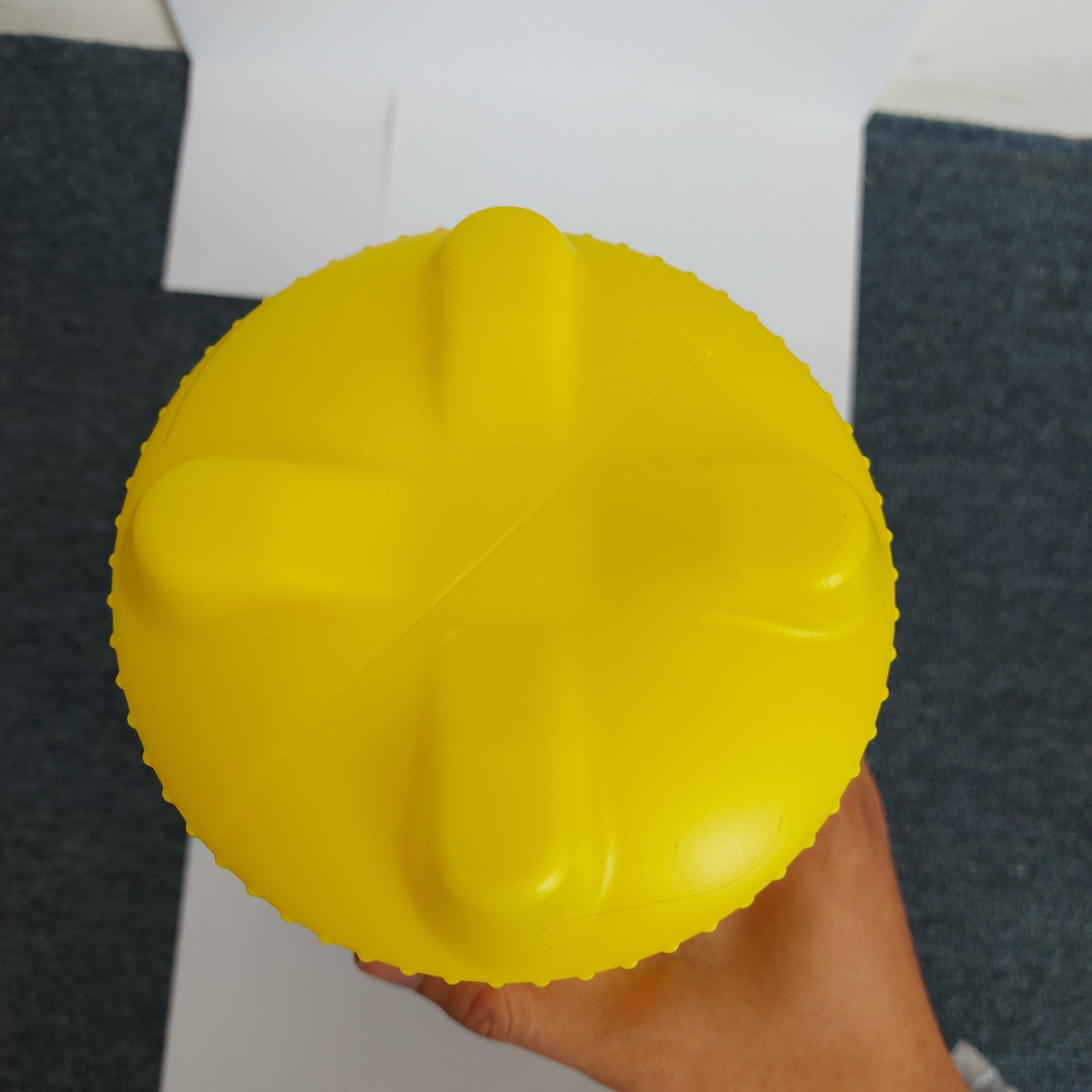 Bình xịt 2 lít bơm tay DUDACO (Vàng)