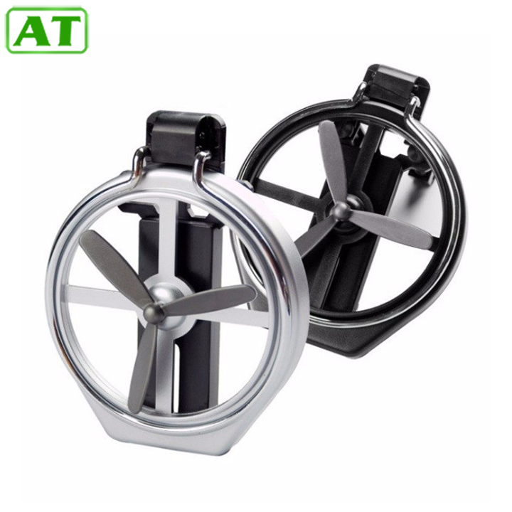 Khay để cốc trên ô tô hình cánh quạt