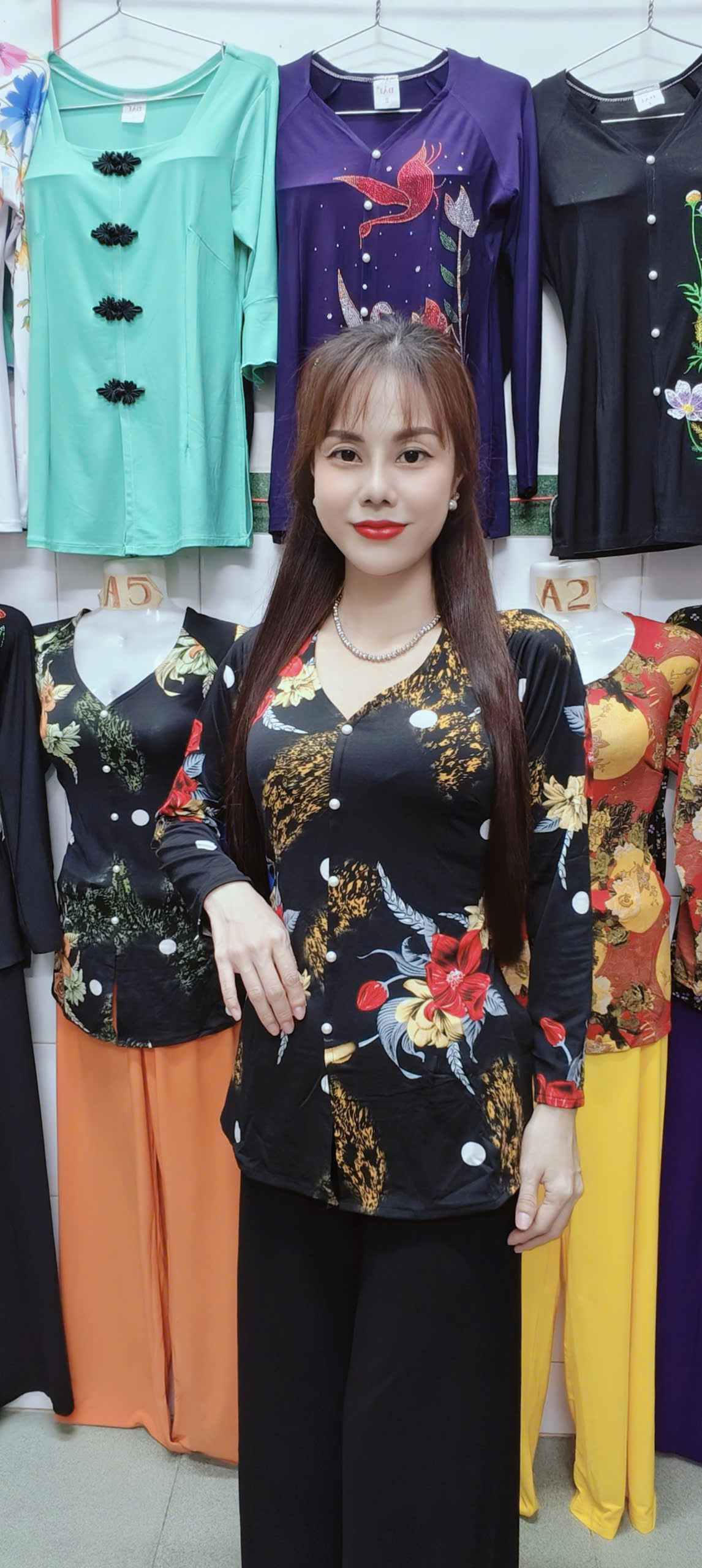 LẺ ÁO BÀ BA MÃ 28, 42 , 43, T46, 49, 50. KHÔNG KÈM QUẦN, QUẦN CÓ TRONG PHÂN LOẠI
