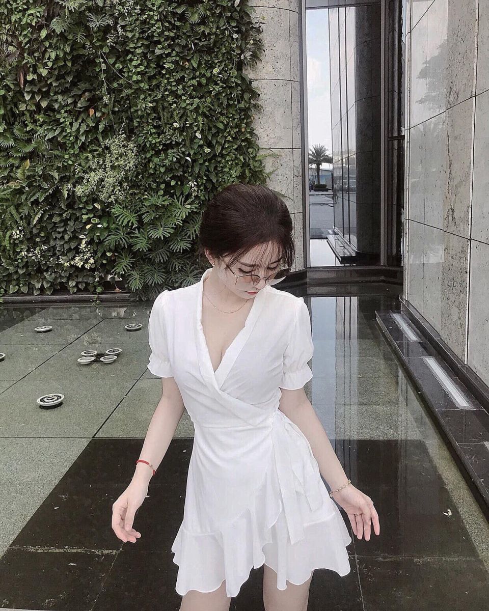 JUMPSUIT DẠNG VÁY NHÚN BÈO