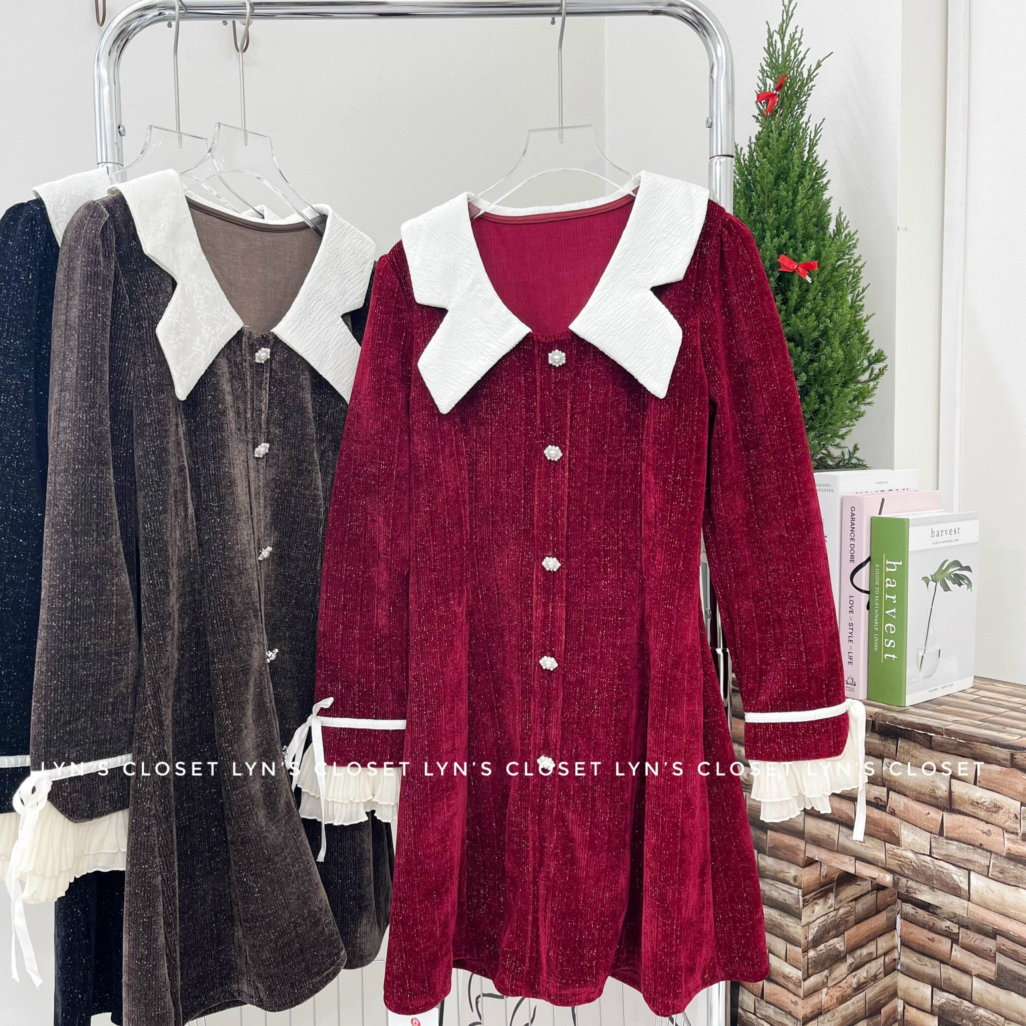 Đầm ticke nhung phối cổ trắng freesize - Lyn's Closet