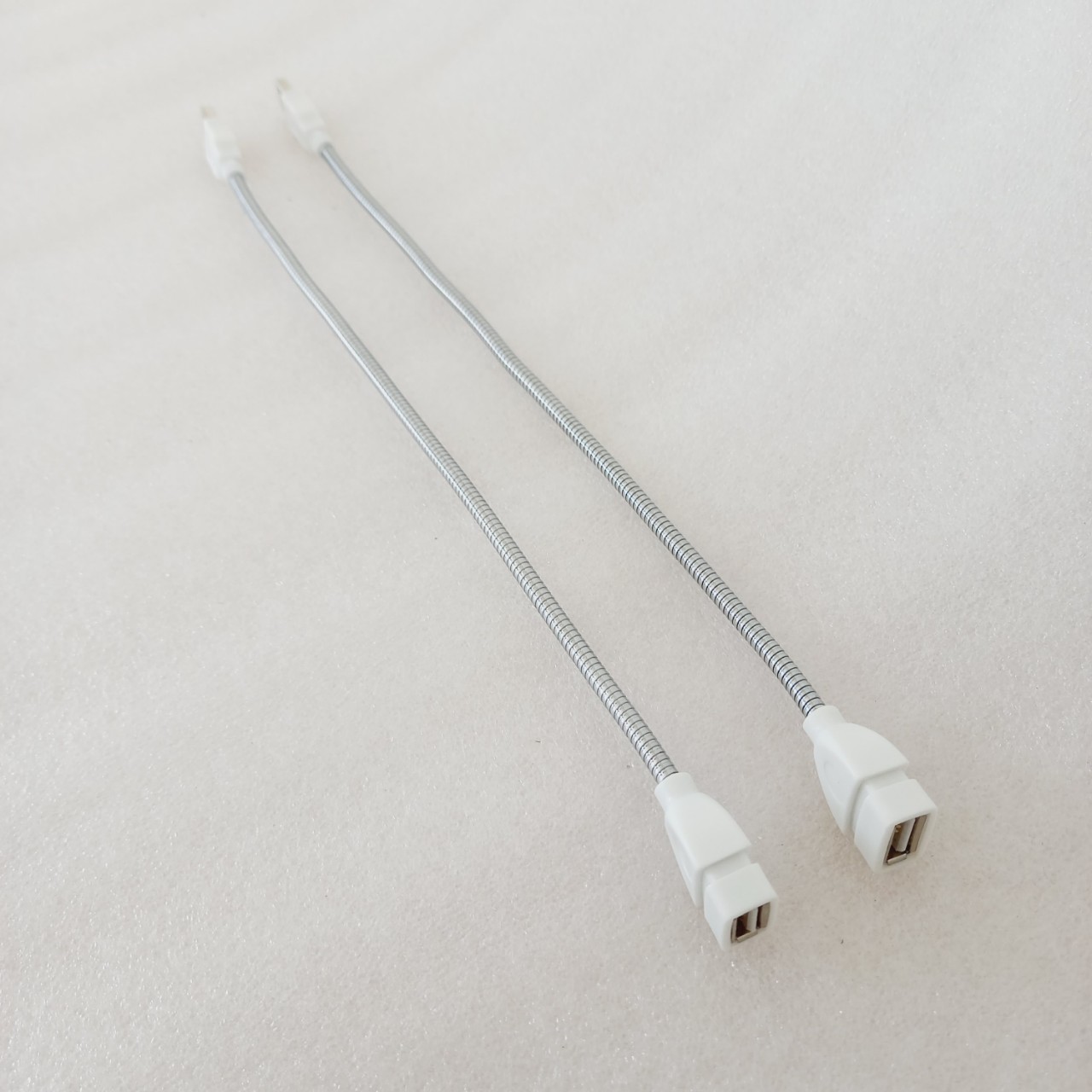 Dây cáp kim loại dẻo nối dài cổng USB